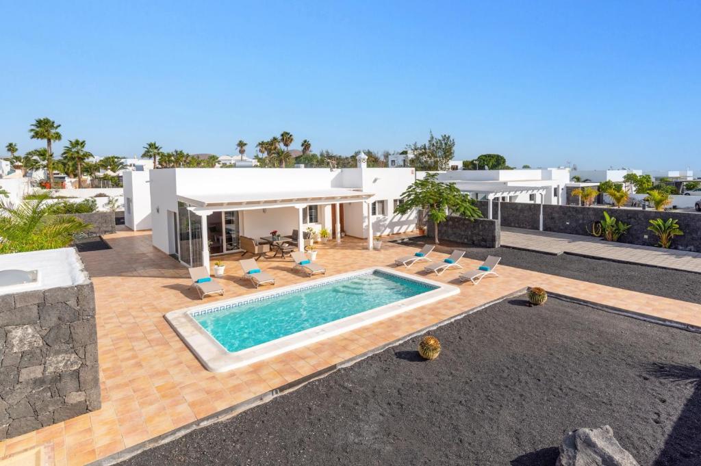 Villa Oscar Lanzarote by Villa Plus photo 1