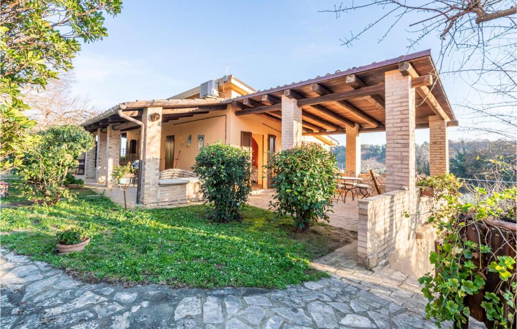 Stunning Apartment In San Giovanni With Outdoor Swimming Pool, Jacuzzi And Wifi photo 1
