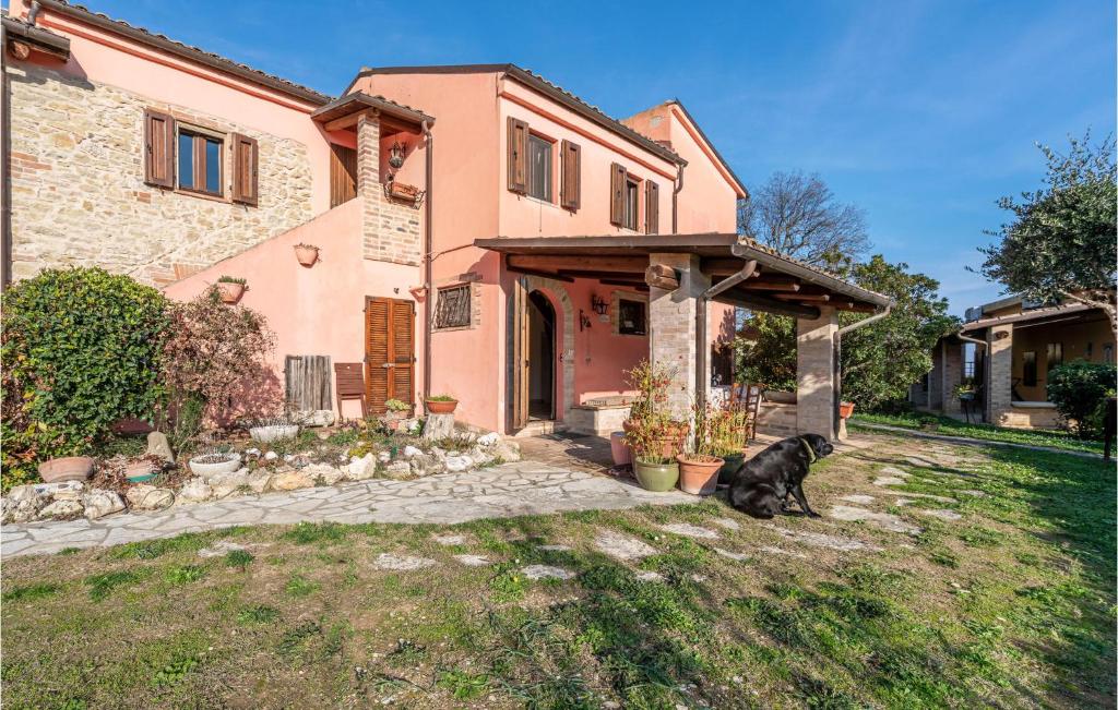 Awesome Home In San Giovanni With Outdoor Swimming Pool, Jacuzzi And 4 Bedrooms photo 1