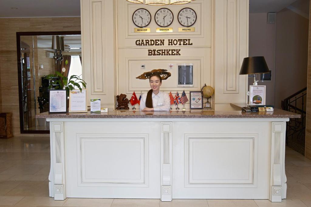 Garden Hotel photo 2