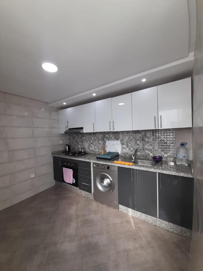Appartement meublé avec terrasse a Kénitra photo 2
