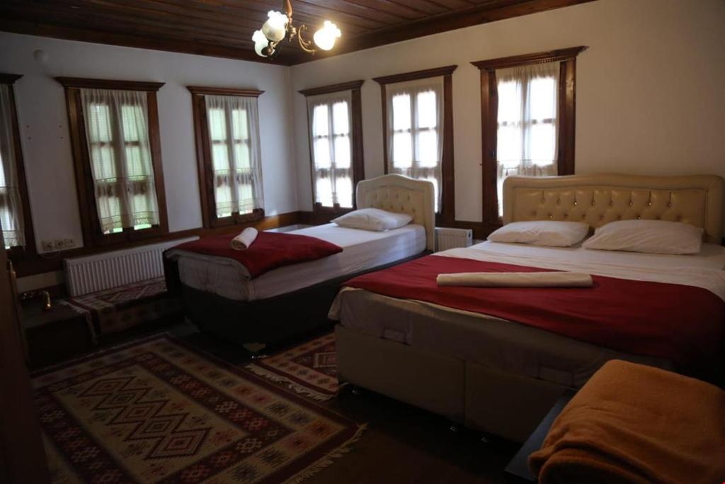 mehmet efendi photo 2