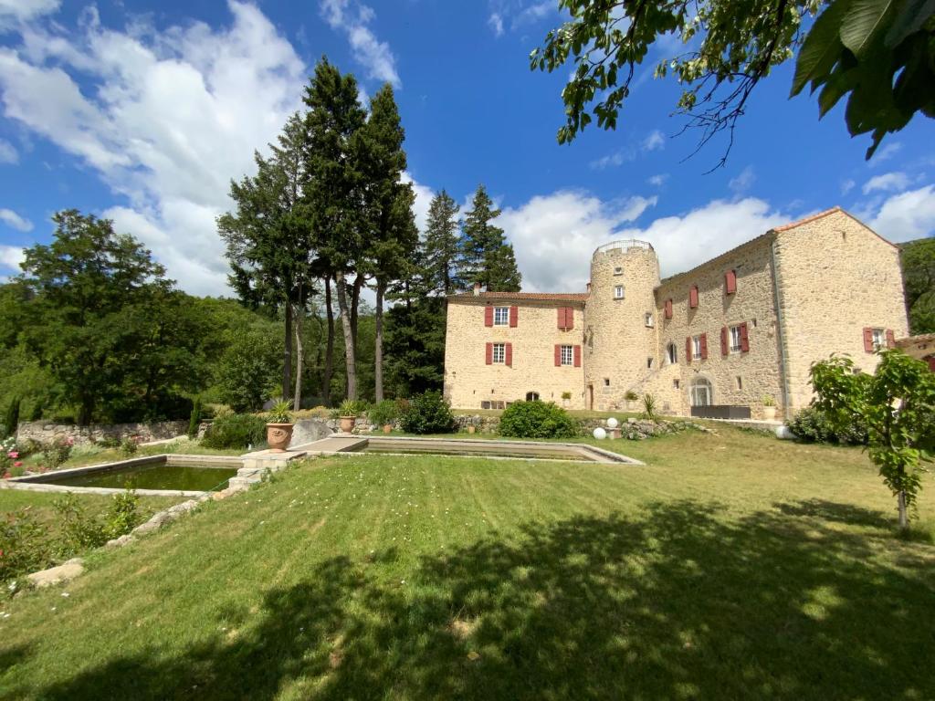 Chateau de la Rode photo 2