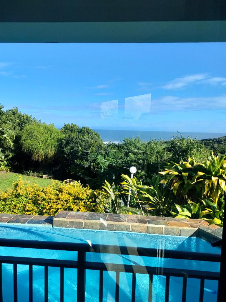 Cove Rock Stay photo 2