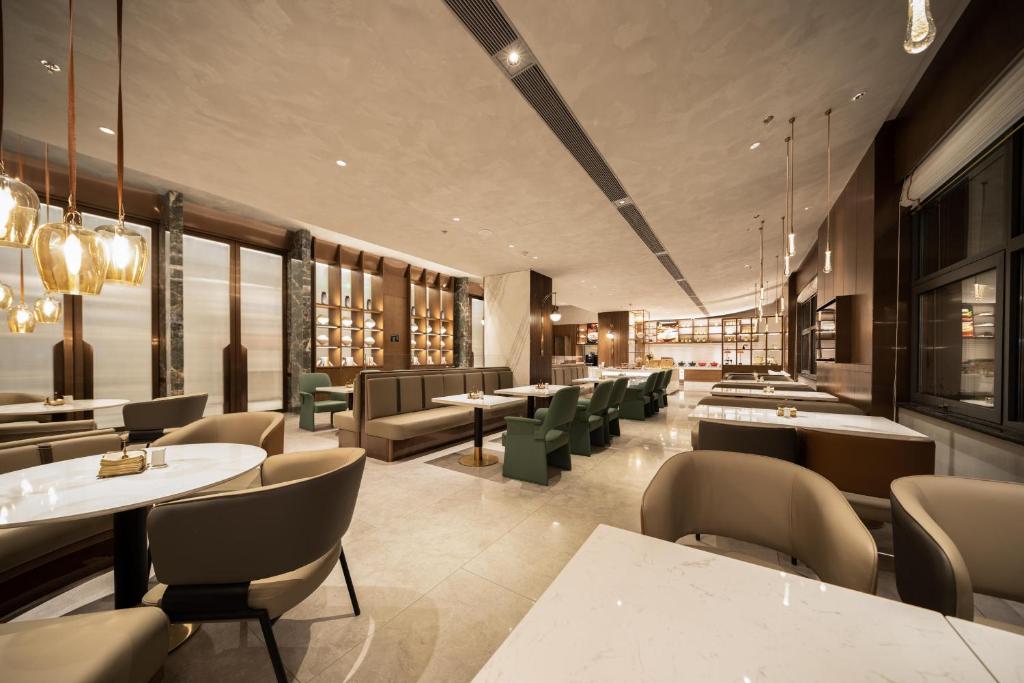 Atour Hotel Dalian Development Zone photo 1