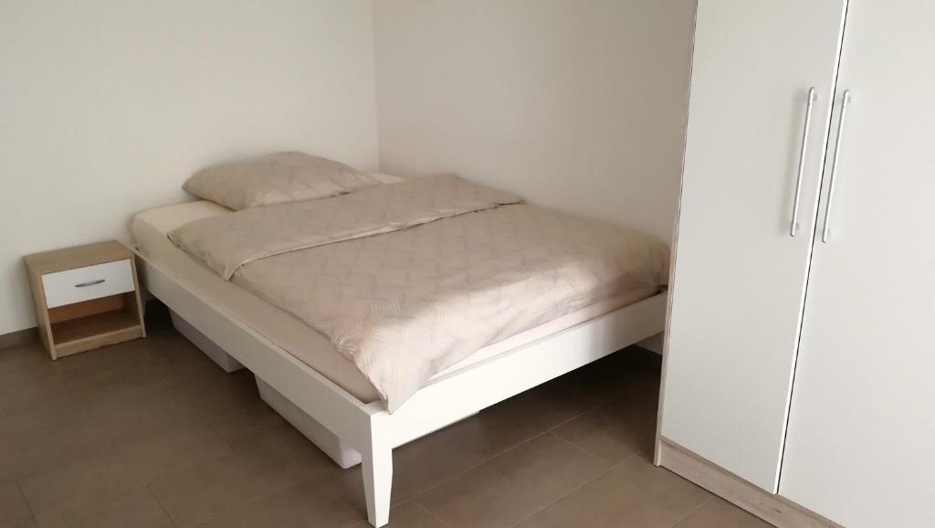 Apartment mit Terrasse in Abstatt photo 3