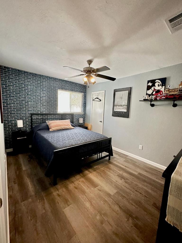 CASA ATX- Private room and Bathroom in Quiet Neighborhood image