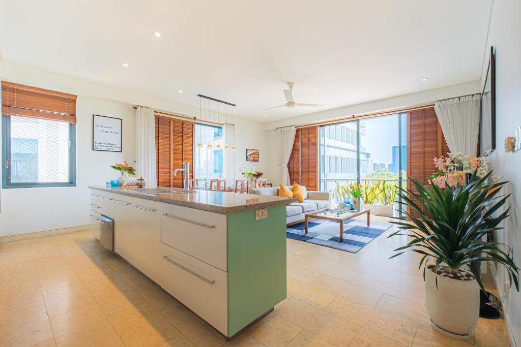 2 bed Park view Avalon Apartment Dist.1 HCMC