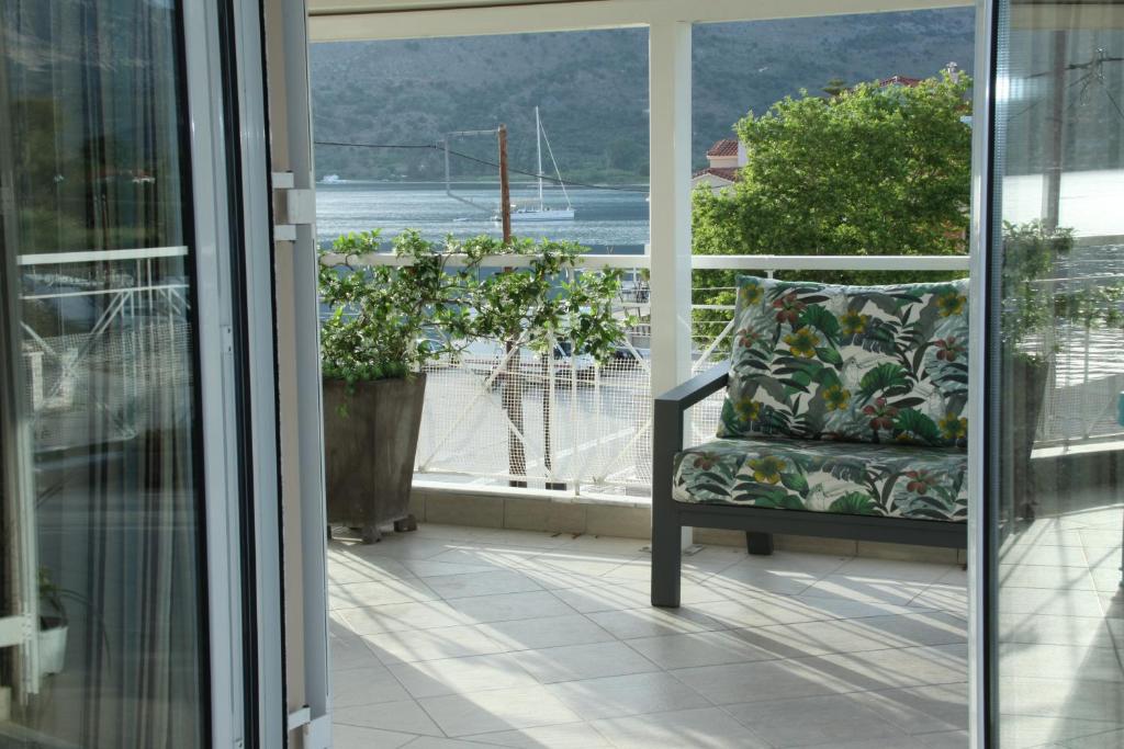 Asteri Apartments Mytikas 2-Bedroom Penthouse 360 Views photo 3