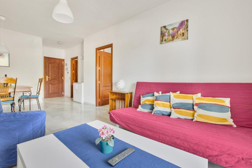 Ayma Apartamento Lauro Golf 12 - Tap to explore photos