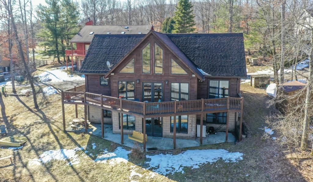 Duck Pond Lodge image