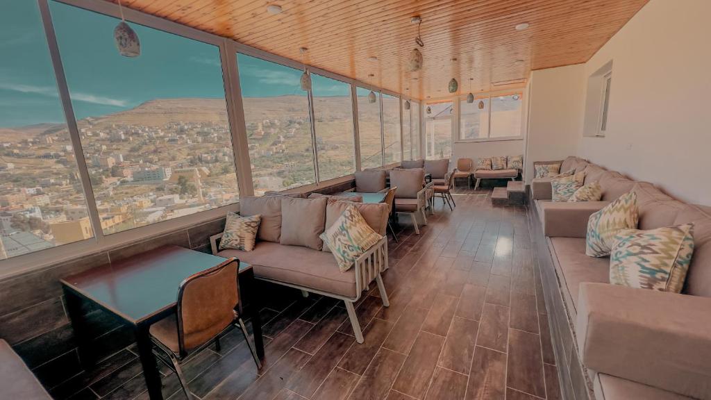 Beit Alshabaan Inn photo 1