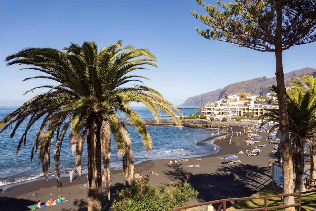 Coastal Hideaway photo 4