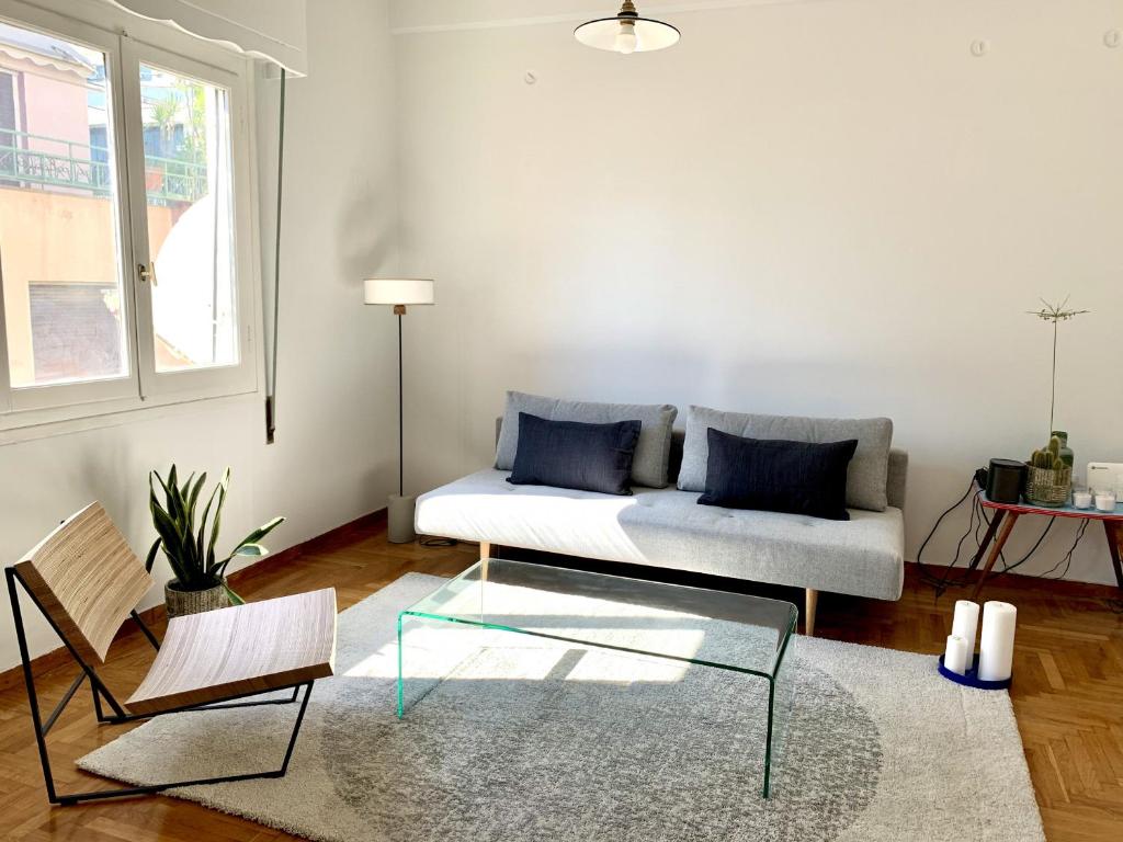 Fyllis16-Sunny central apartment next to Metro sta - Tap to explore photos