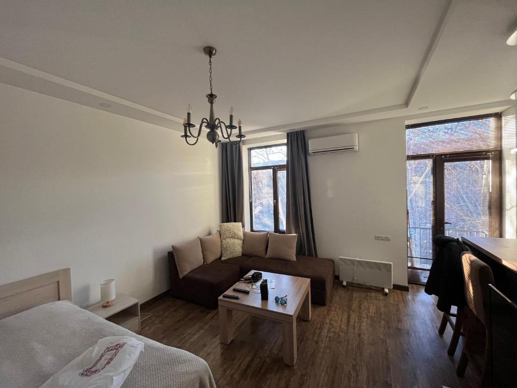 Cascade White Luxury Apartment photo 4