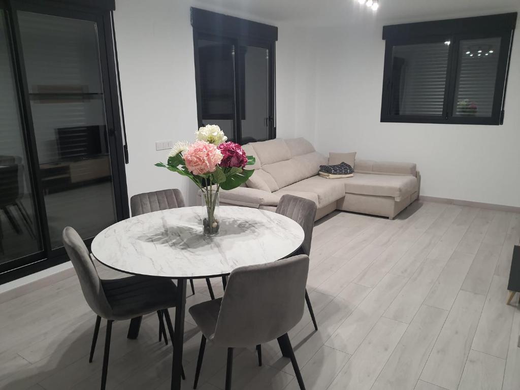 Modern & sunny apartment near Valencia photo 3