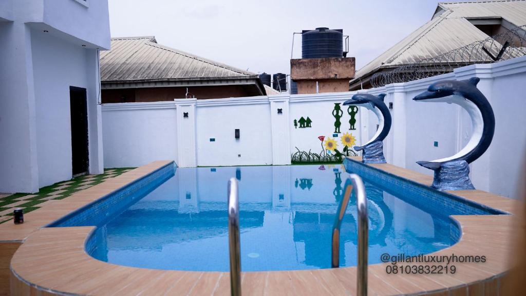 Gillant Luxury Homes photo 2