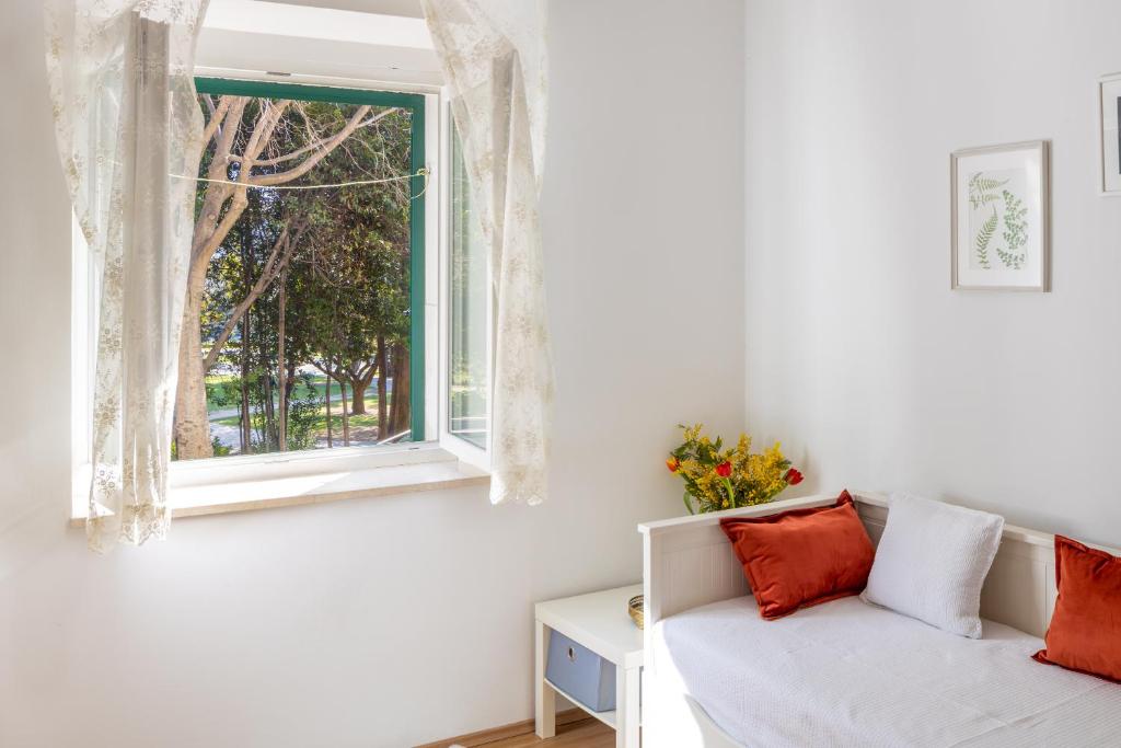 Marianne's place photo 1