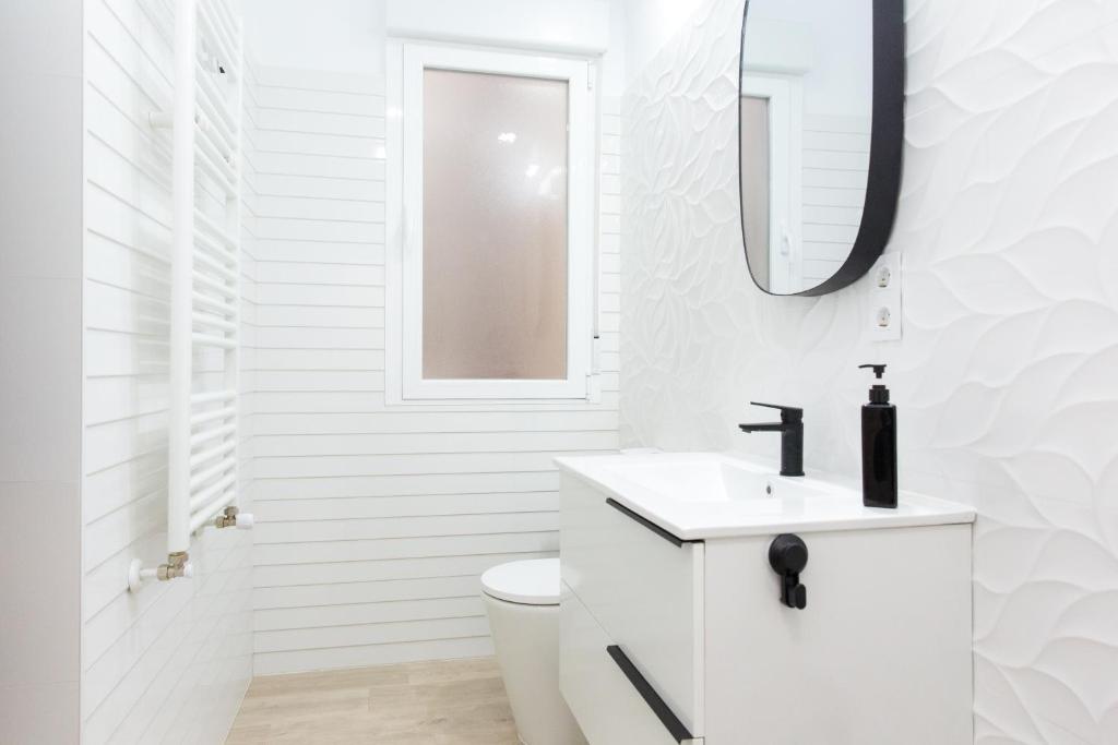 Apartamento DENVER - Centro, Nuevo, Diseño, Wifi photo 3