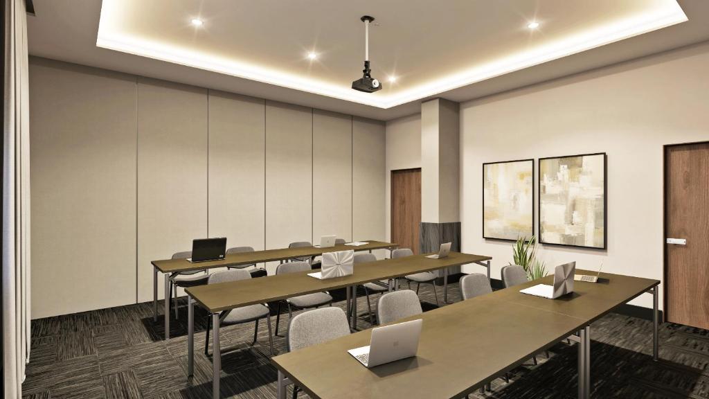 AC Hotel by Marriott Saltillo photo 2