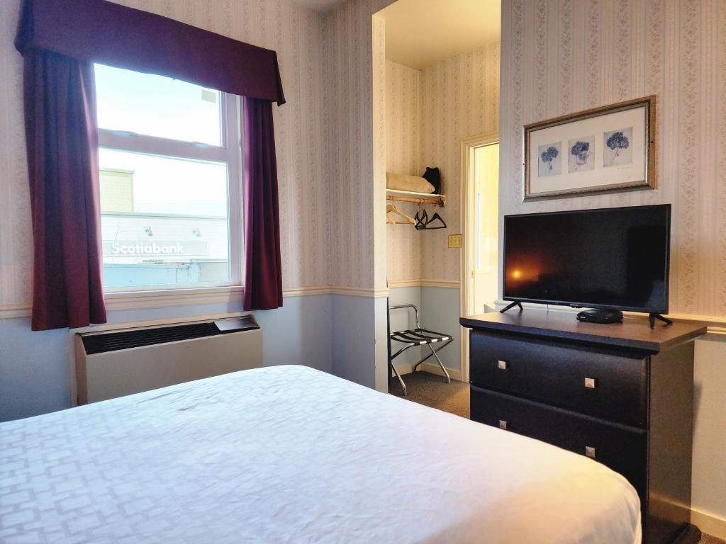 The Steveston Cafe & Hotel photo 4