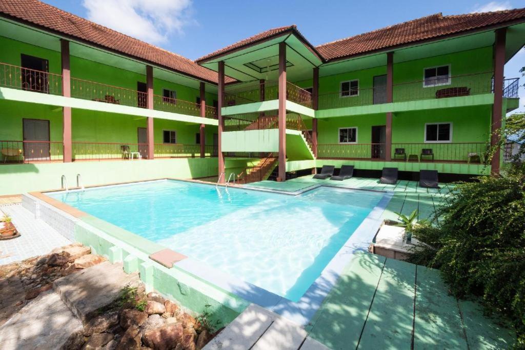 Aree Resort photo 2