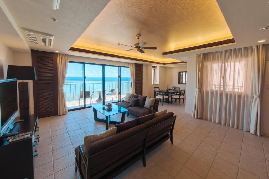 Kafuu Resort Fuchaku Condo Hotel photo 4