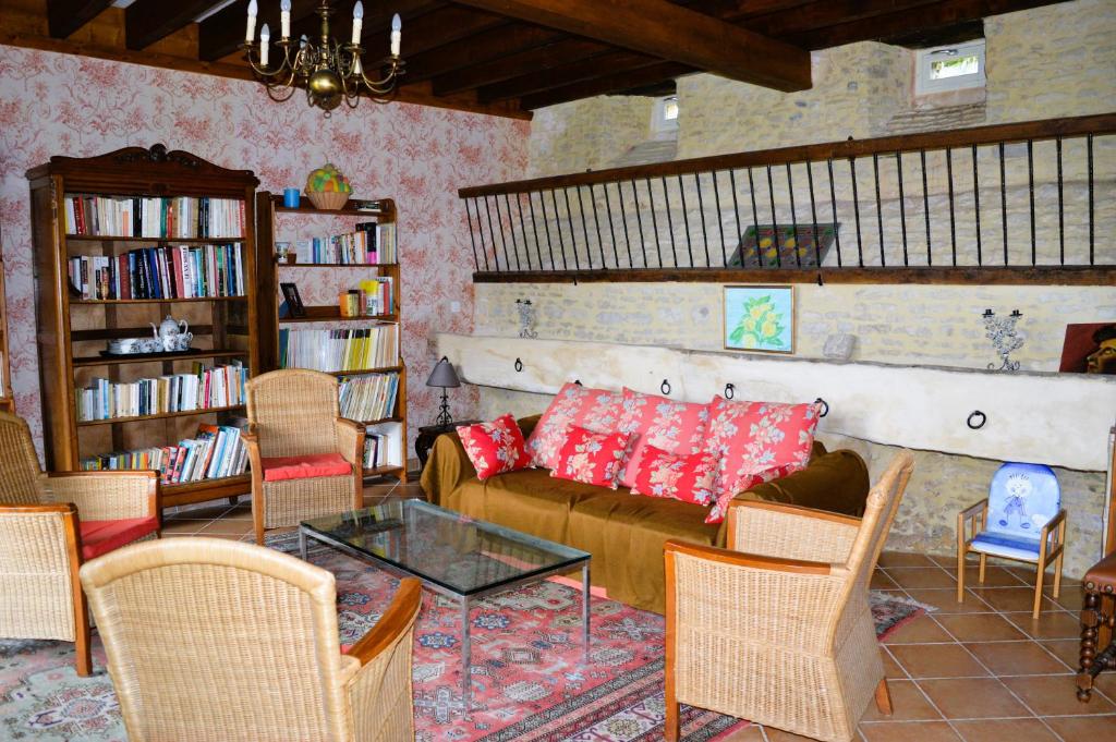 La Quinta, belle maison en pierres avec jardins photo 1