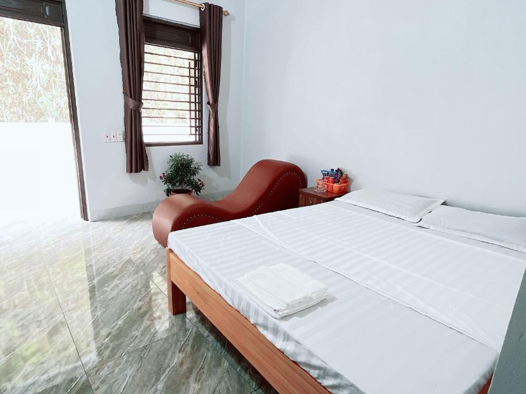 Nhà Nghỉ Tường Vi