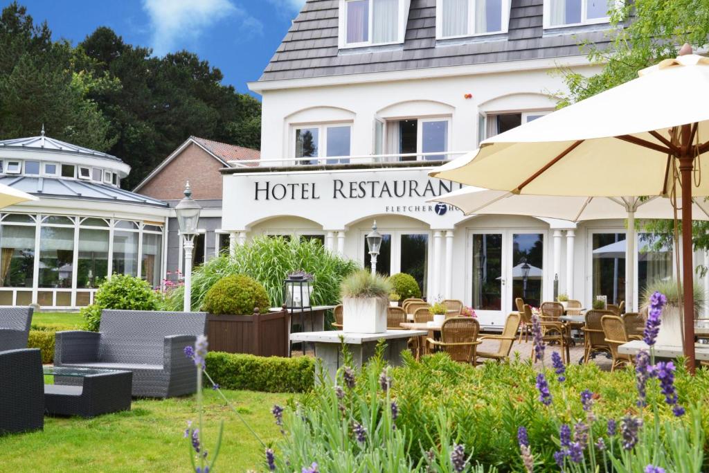 Fletcher Hotel Restaurant De Witte Raaf photo 2