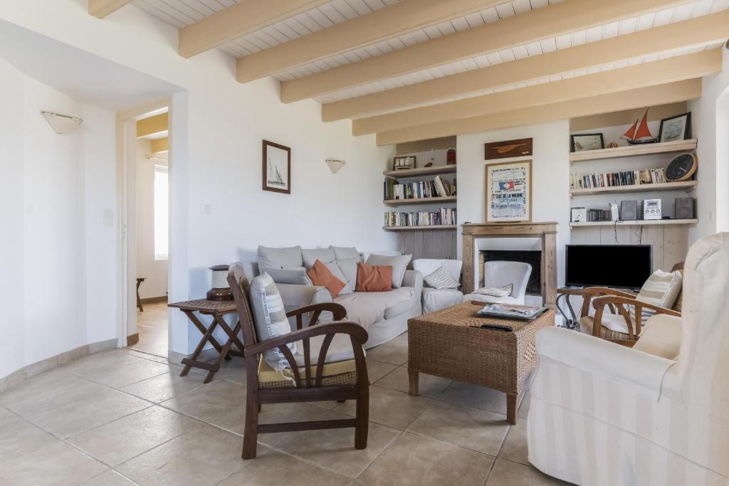 Jolie maison et sa veranda pour de belles vacances photo 4
