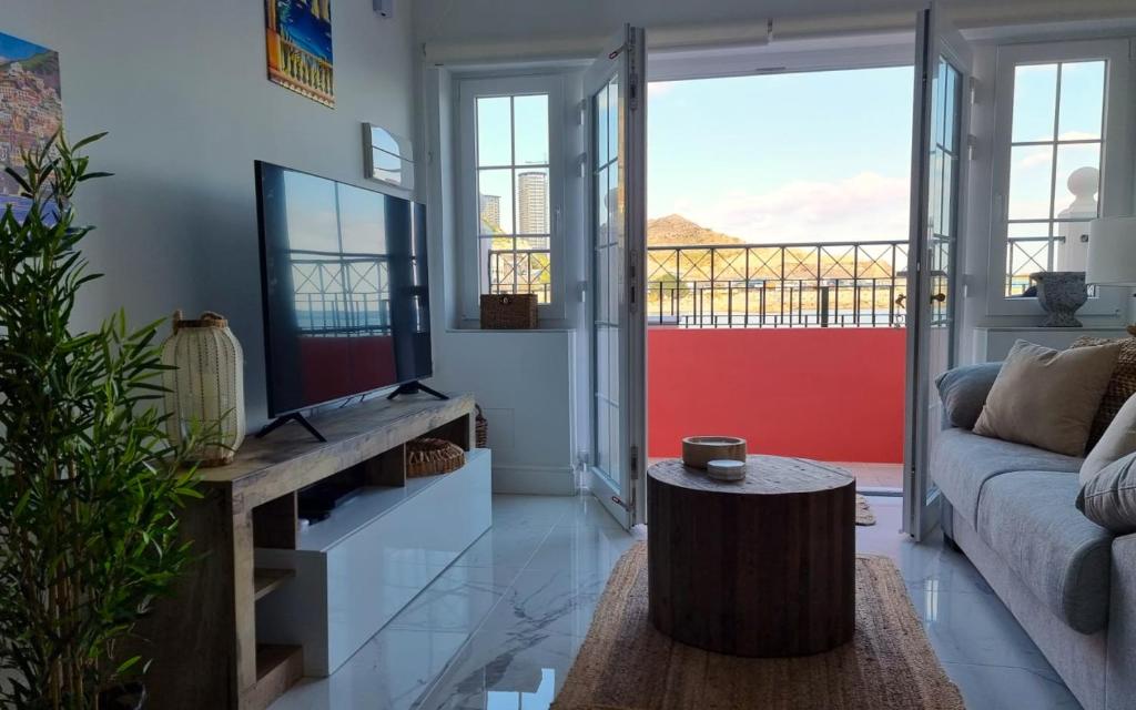 New beachfront duplex - sleeps up to 4 photo 4