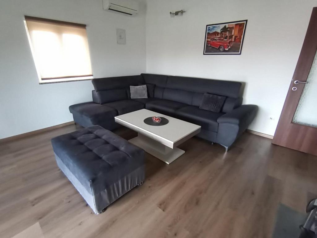 Apartment Sofija photo 1