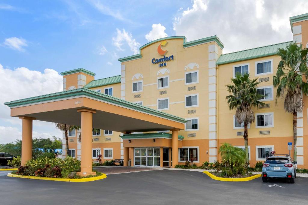 Comfort Inn Kissimmee-Lake Buena Vista South photo 1