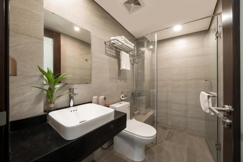 Hanoi Fiesta Grand Hotel and Spa