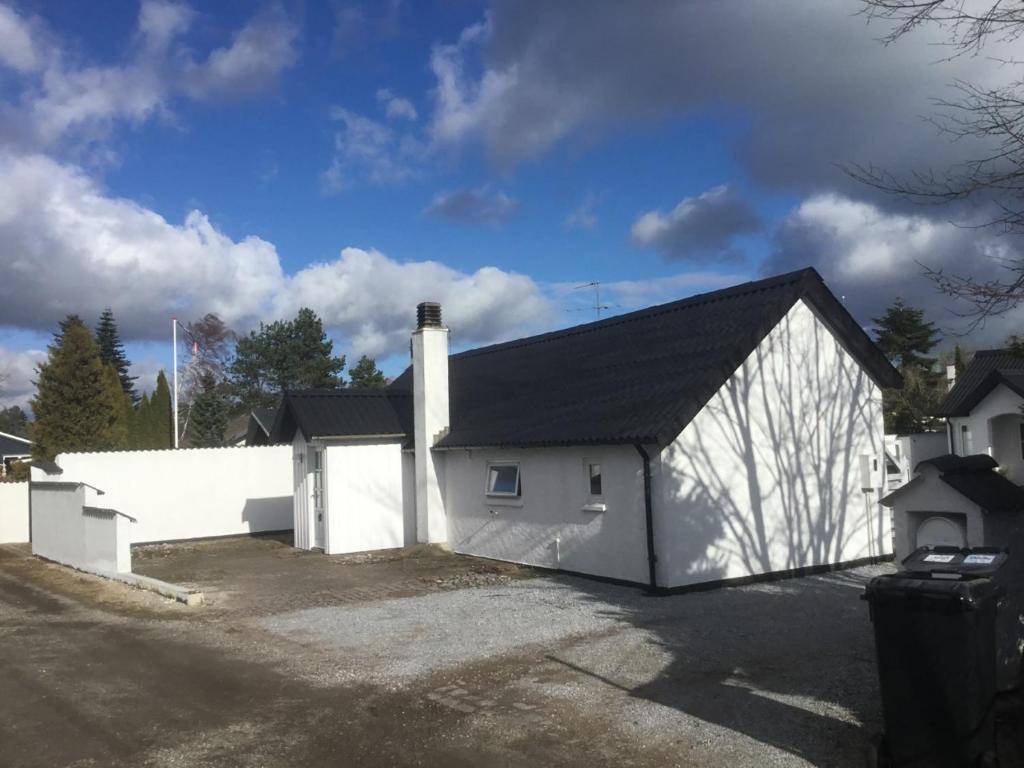 Feriehus - Marielyst centrum photo 1