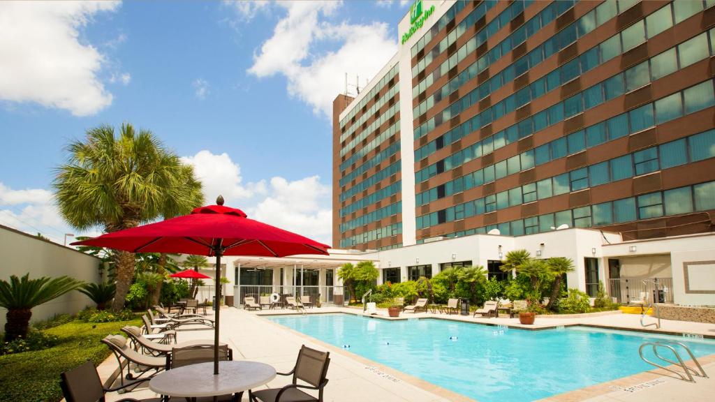 Holiday Inn Houston S - Nrg Area - Medical Center, an IHG Hotel image