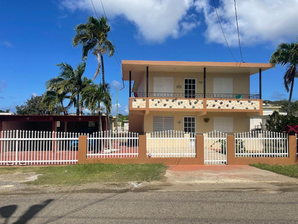 Beautiful Villa 5 mins from Crash Boat Aguadilla 1 photo 2