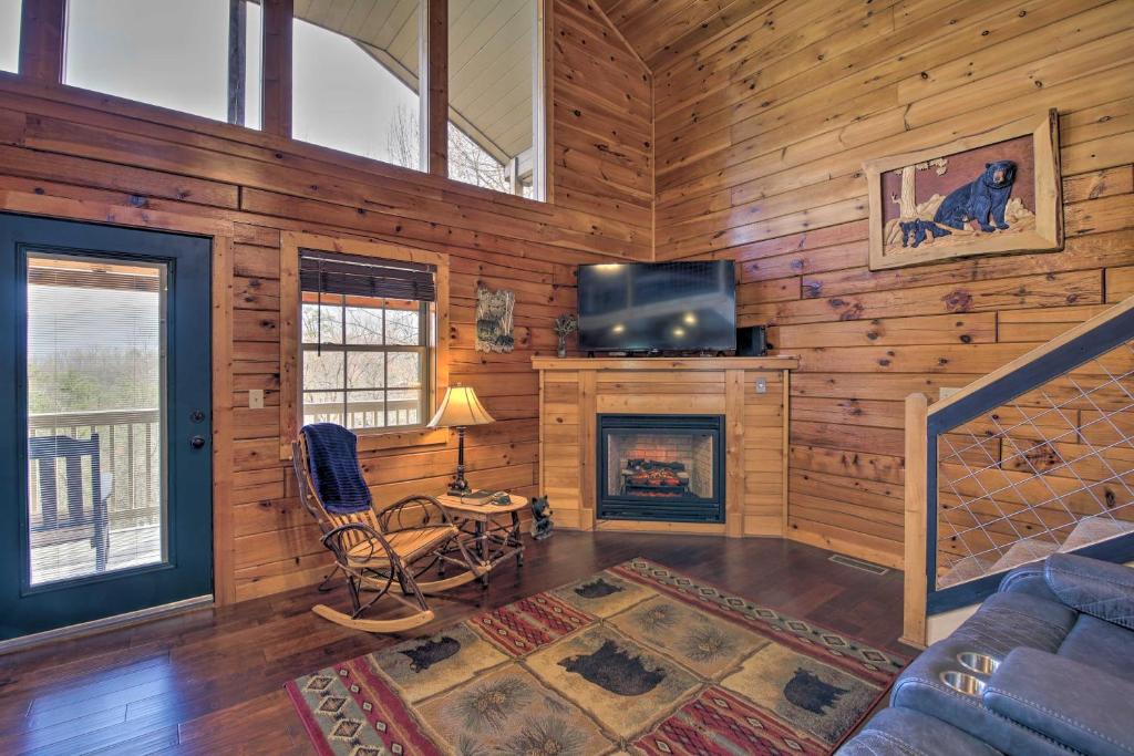 Gatlinburg Cabin with Pool Table and Hot Tub! photo 3