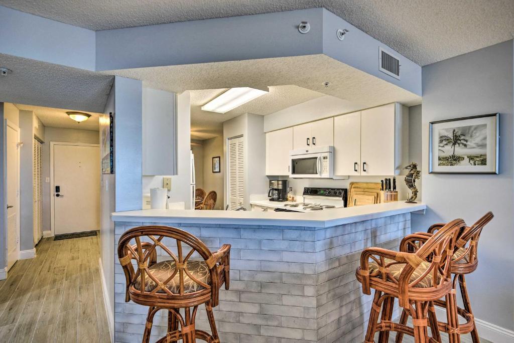 Oceanfront Condo Rental Near Daytona Speedway photo 1