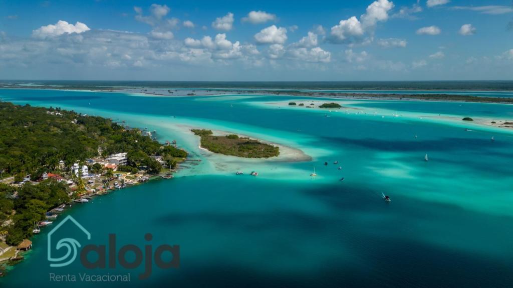 Villa Xtohil with private access to the magic 7 colors lagoon photo 2