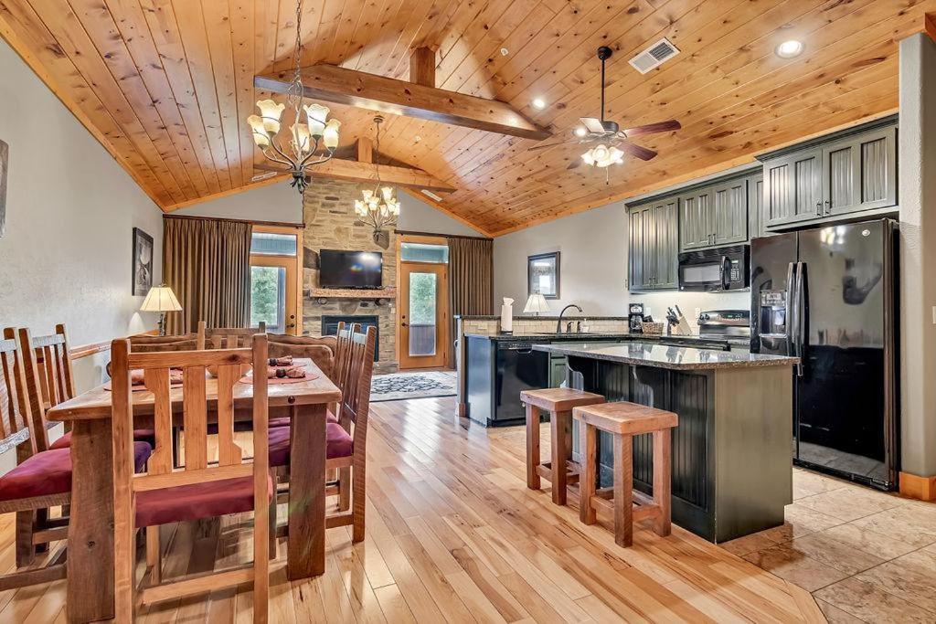 Riverhaven image