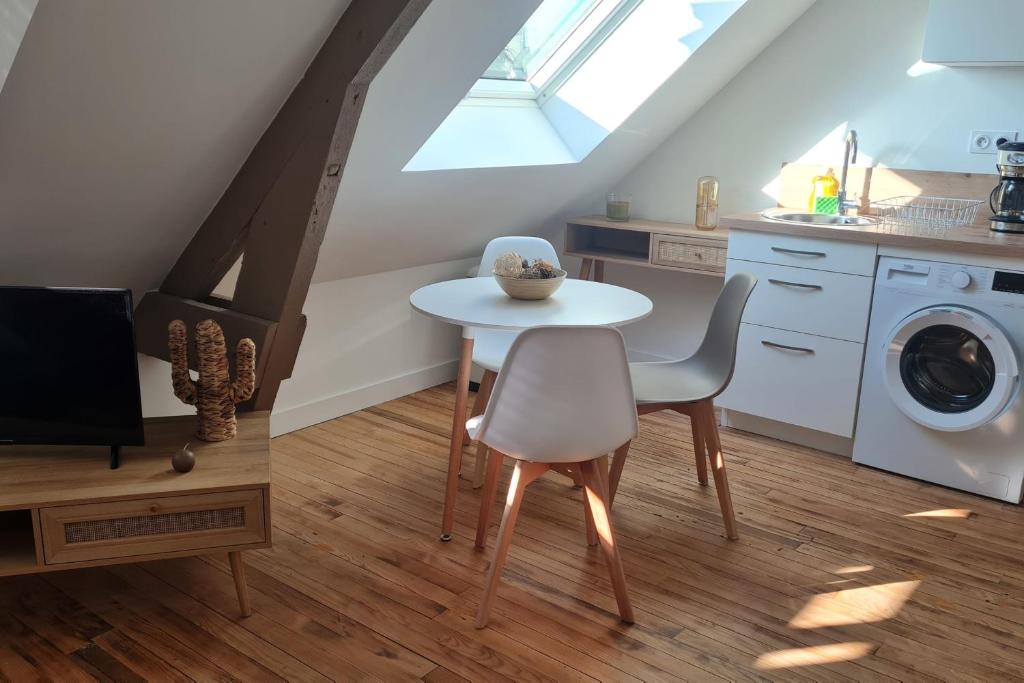 Le Jaures 5 - T2 - Dernier Etage photo 3