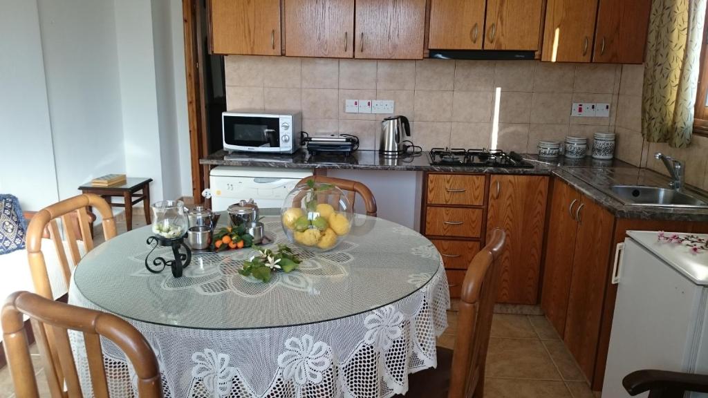 Maritsa's Roses Apartments photo 3