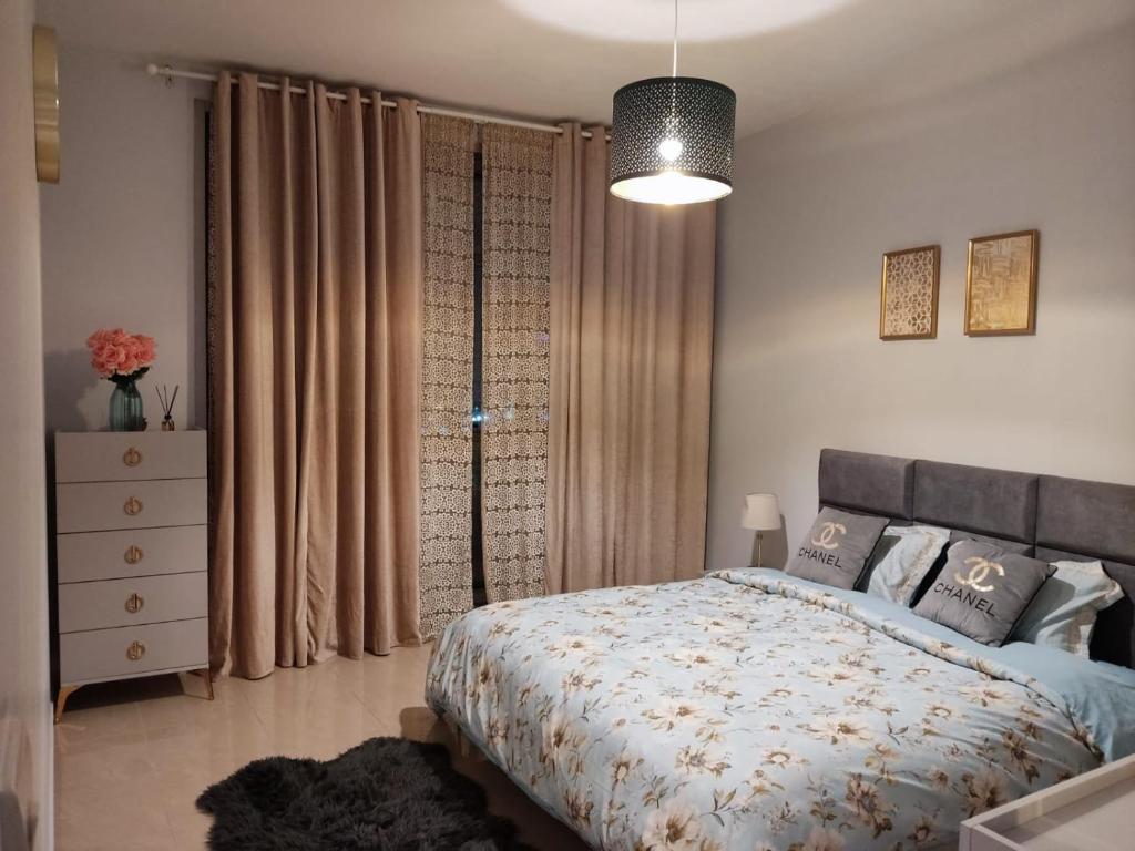 Walk to the Beach, Charming 3-Bedroom Home in Ajman Corniche Residences photo 4