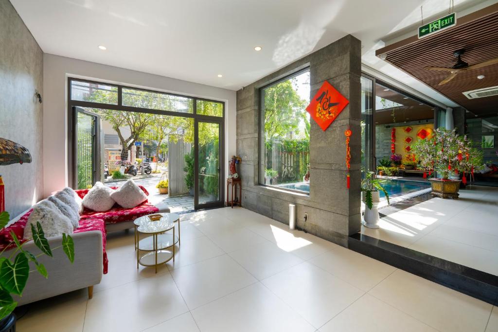 Tashi Boutique Apartment