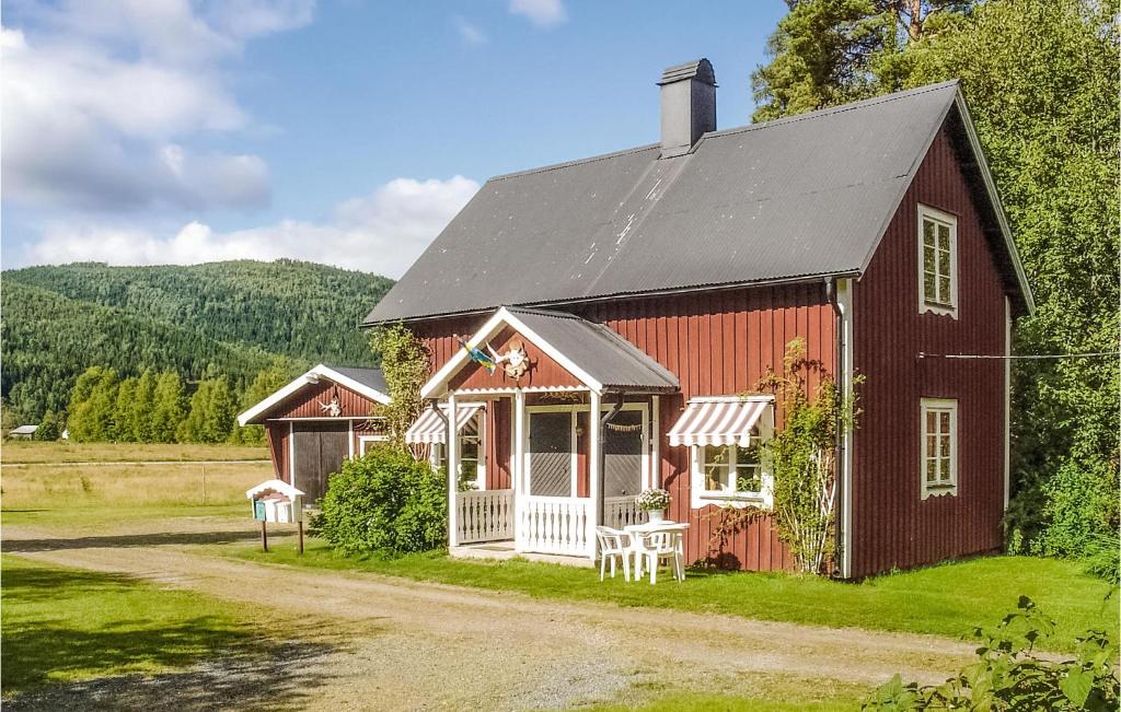 Nice Home In Stllet With 1 Bedrooms, Sauna And Wifi