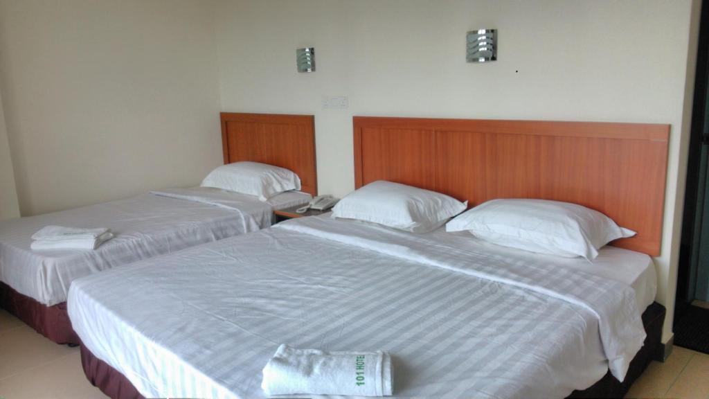 101 Hotel photo 4