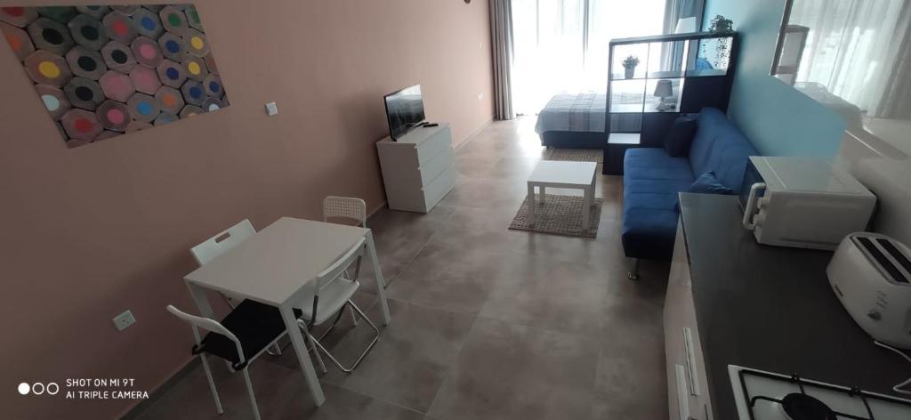Northern C y p r u s Trikomo, Iskele, Long Beach, Caesar Resort apartment Commodus -SMART TV photo 2