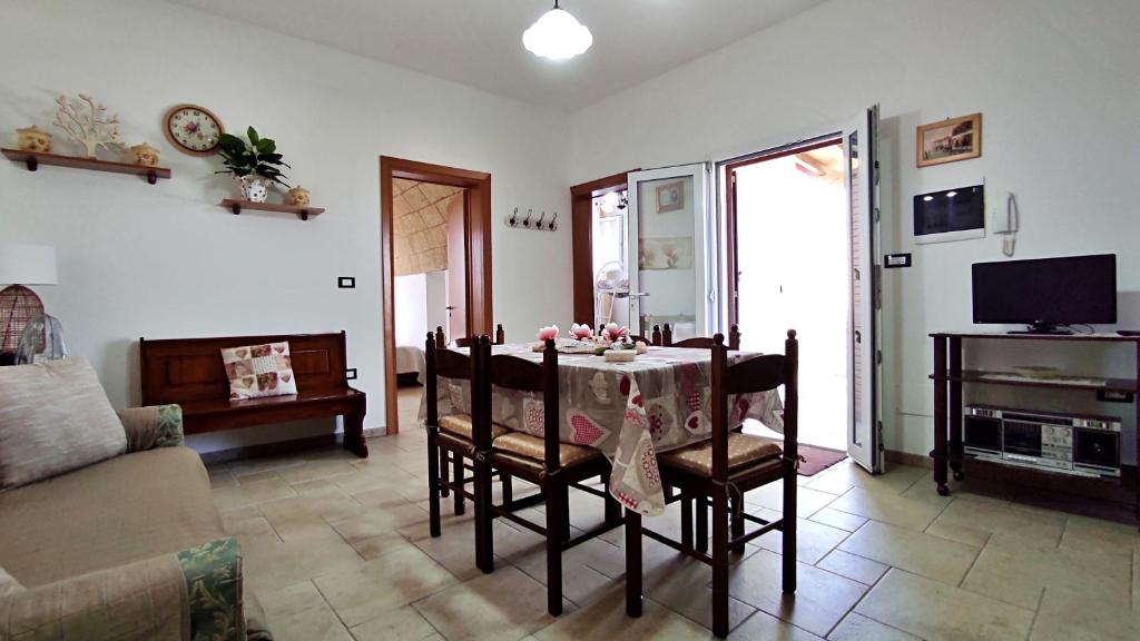 Villetta Chiarello - Con Giardino Privato a 2km dal Mare photo 3
